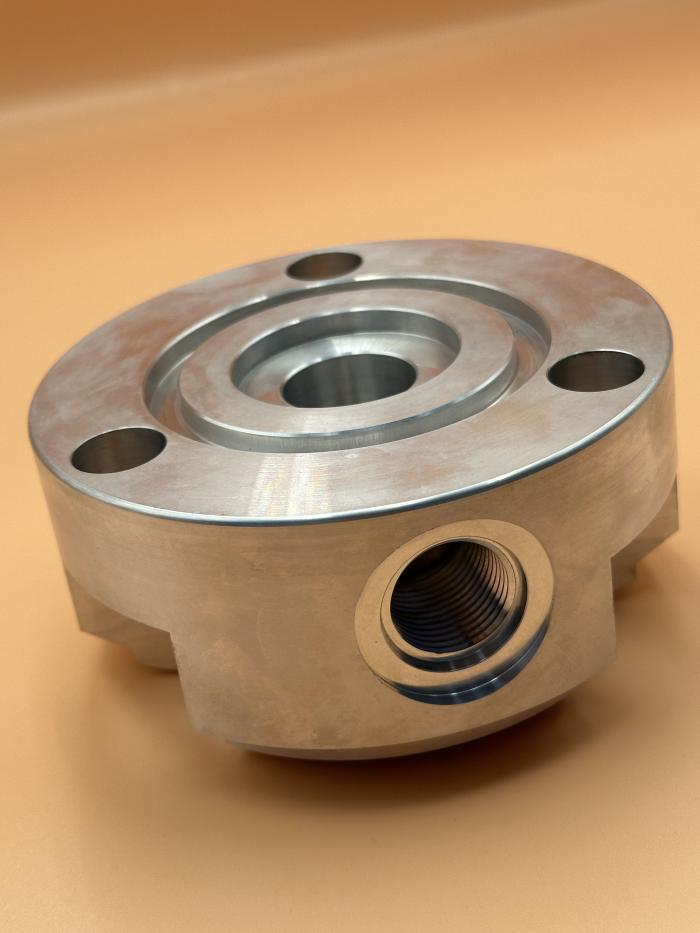 Hanlinrui améliore la maintenance des moisissures CNC pour la qualité et l'efficacité
